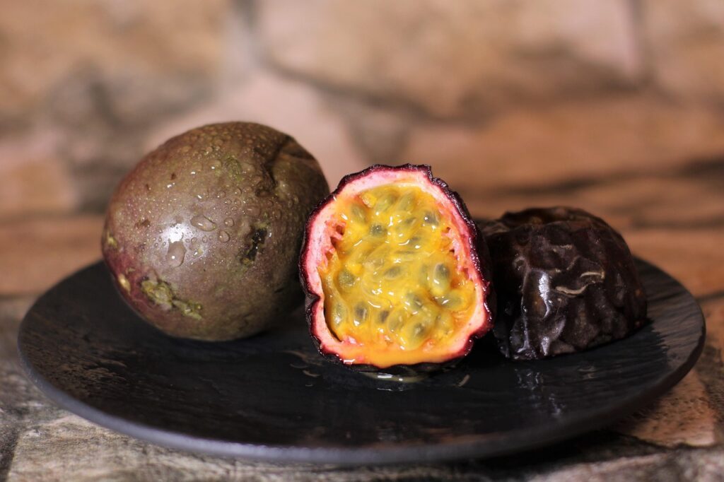 Come si mangia il frutto della passione? Ecco la risposta